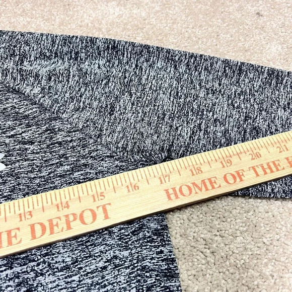 Under Armour HeatGear Activewear Jacket Gray Long Sleeve 1/2 Zip Women’s Medium - Picture 4 of 11